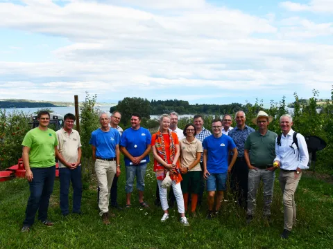 Besichtigung des Modellprojekts "Biodiv Bodanrück" am 3. August 2023 mit Umweltministerin Thekla Walker