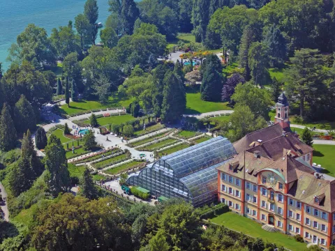 Luftaufnahmen von Schloss Mainau, Palmenhaus und Italienischer Rosengarten