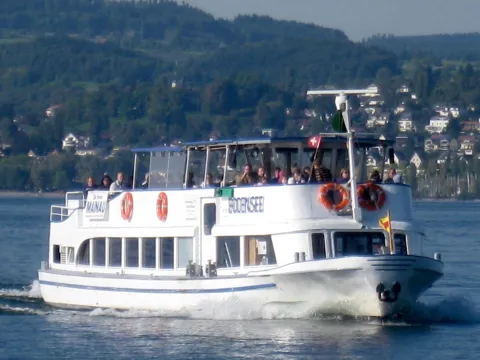 Mit der MS Bodensee der CMS Schifffahrt auf die Insel Mainau
